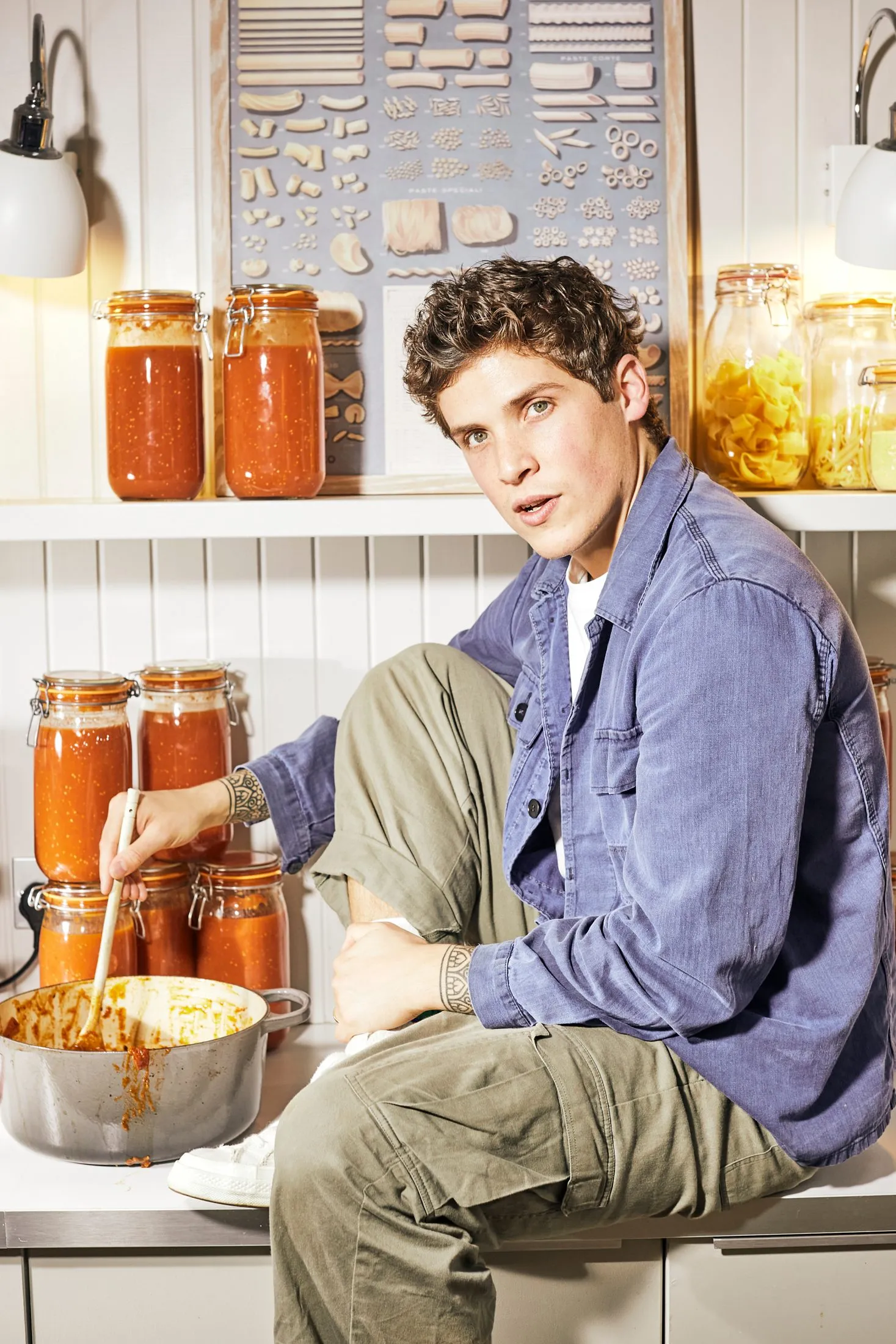 Max La Manna Tomato Sauce Lifestyle