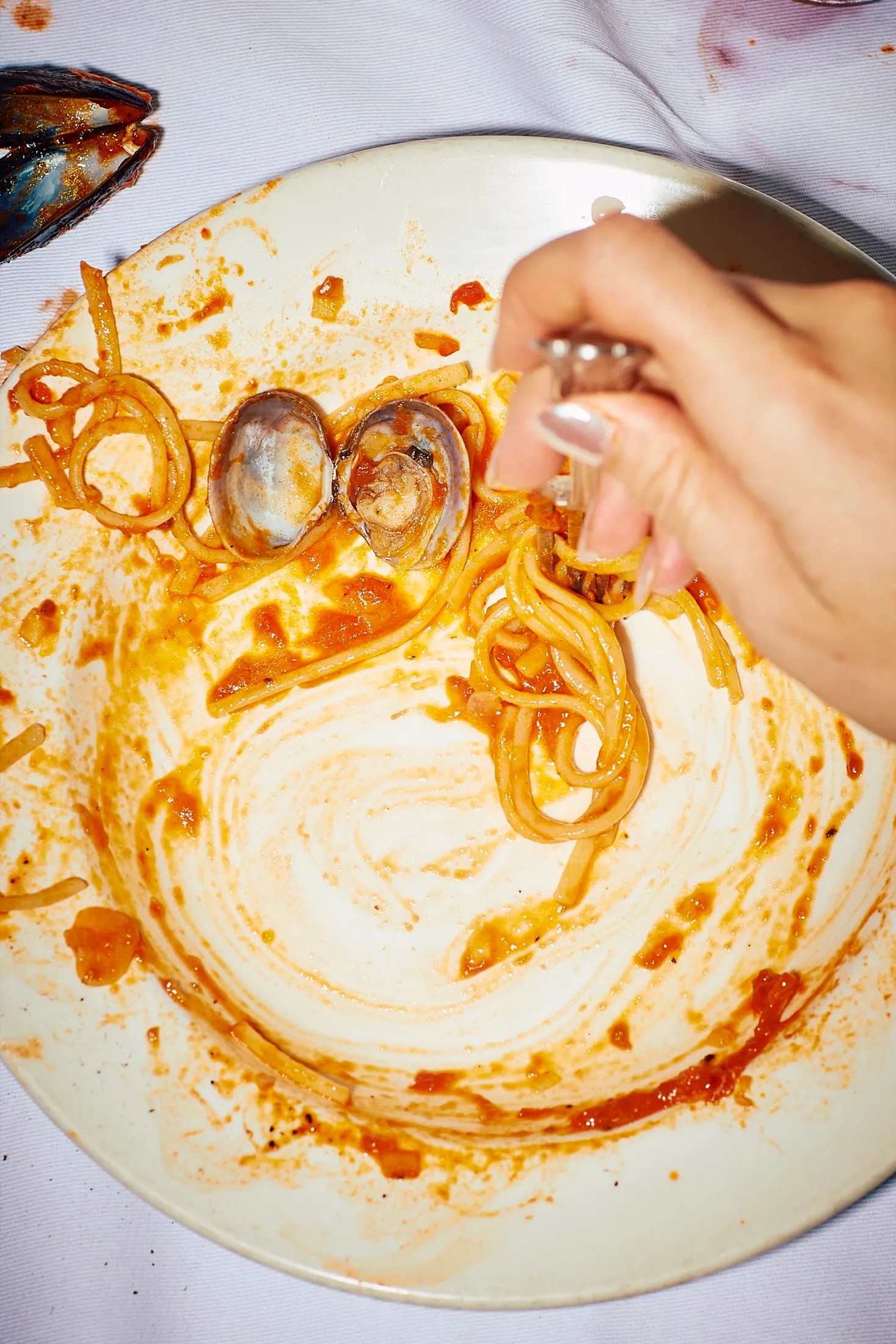 Seafood Spaghetti Shells After8